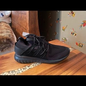 Adidas tubular nova pk black grey 9 1/2 nwt + box
